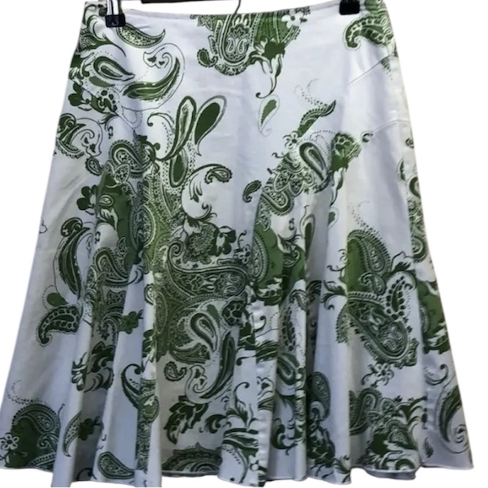Final Touch Flowy Green and Off White Floral Skirt Size Small